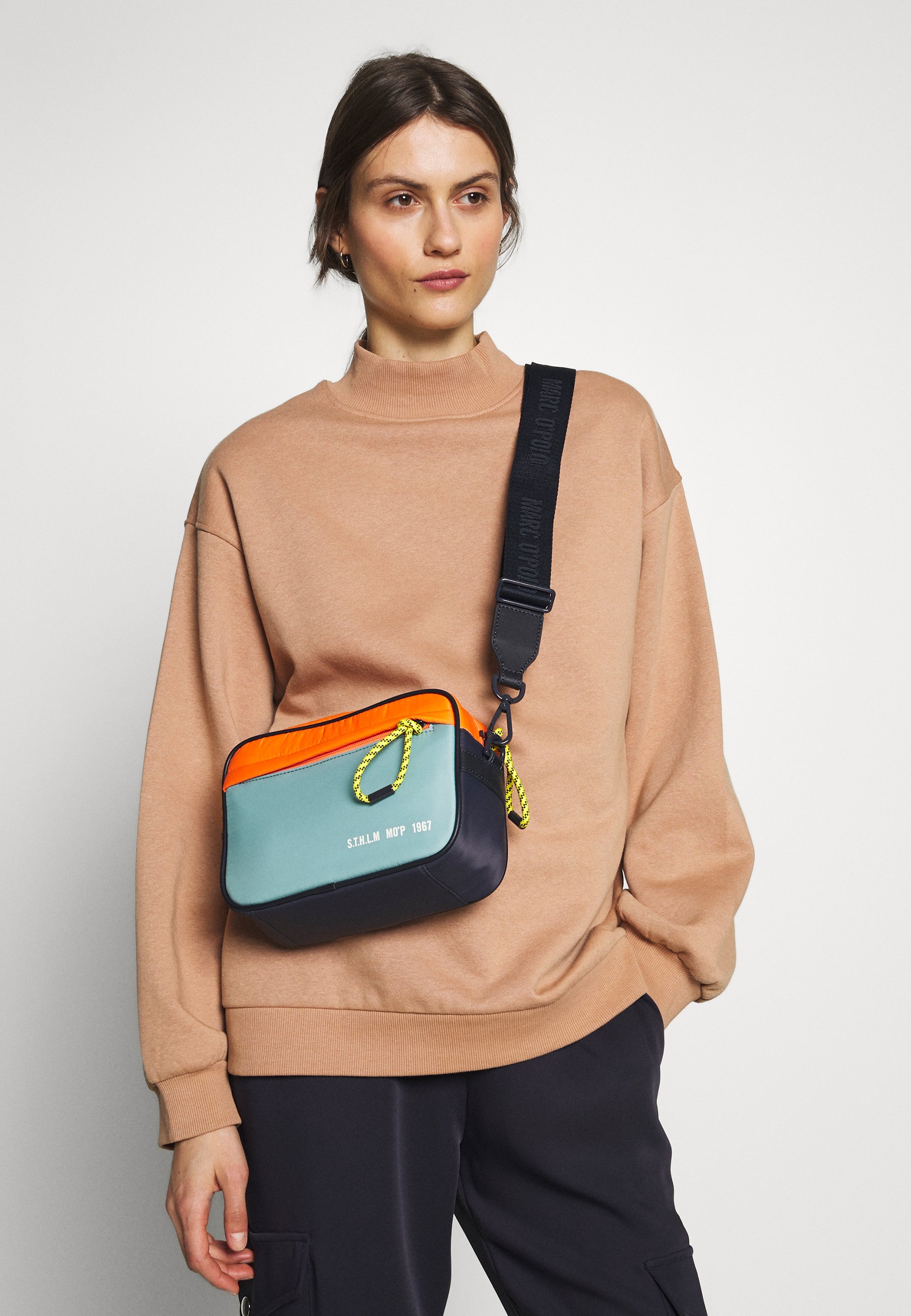 multicolor crossbody bag