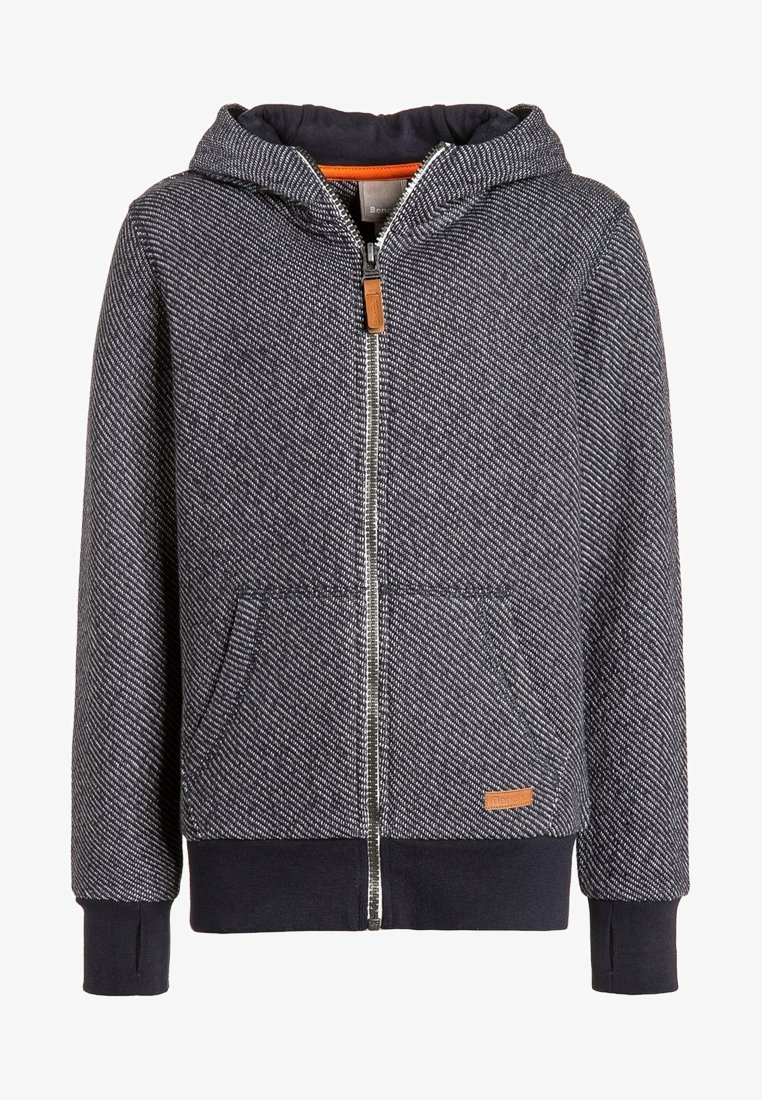 Sweat à capuche zippé texturé gris foncé et blanc avec poches avant, poignets, ceinture et doublure de capuche noirs.