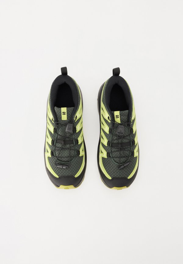 XA PRO V8 UNISEX – Hikingschuh