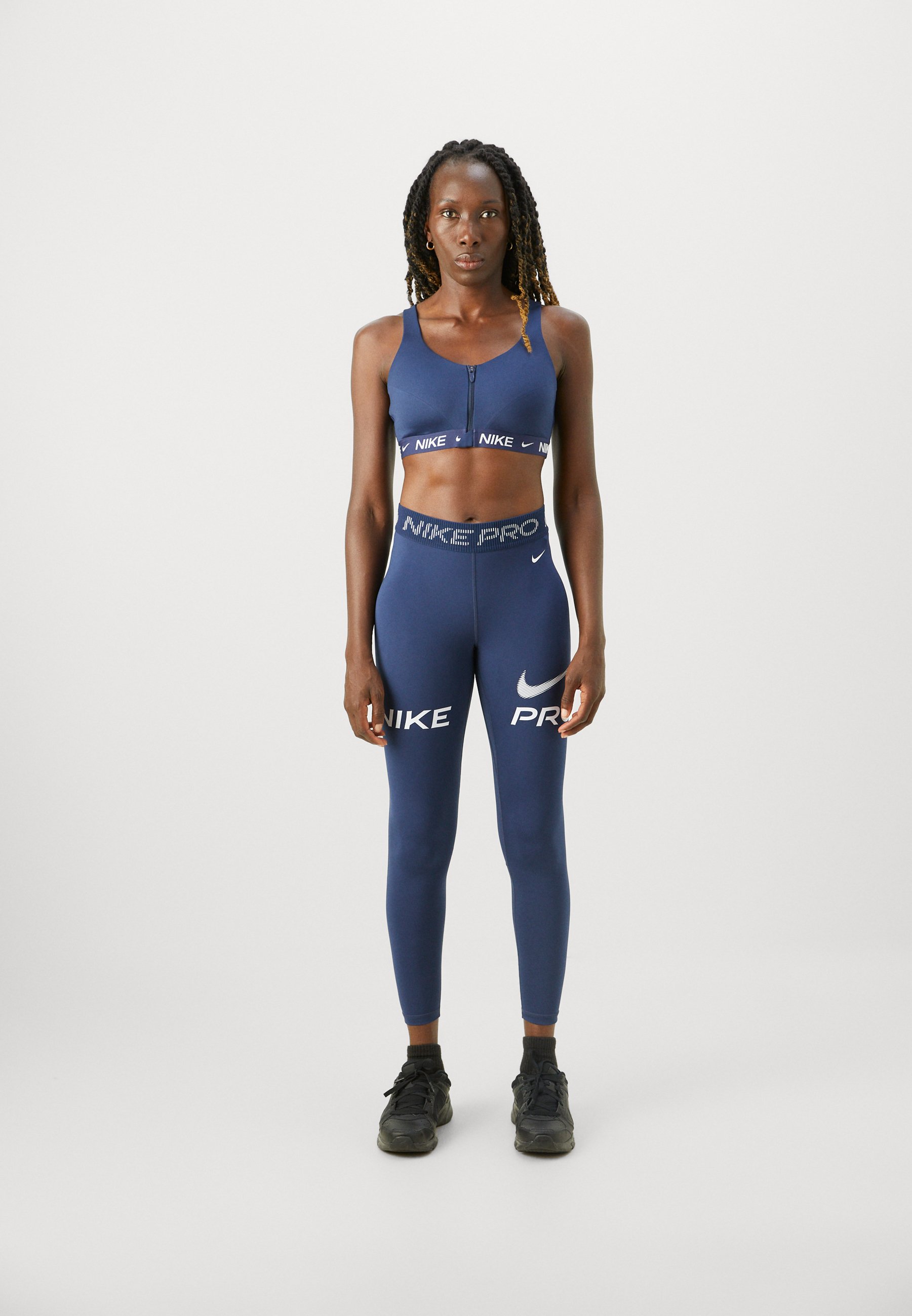 nike sports bra zip