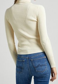 Pepe Jeans Jumper - white