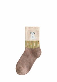 Gestrickte Socken mit einem Design eines gepunkteten Hundes in Pastellfarben; gestreiftes Muster mit grünen und braunen Abschnitten; weicher Stoff, geripptes Bündchen.