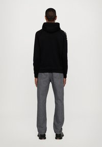 EA7 Emporio Armani FELPA - Mikina s kapucí - black