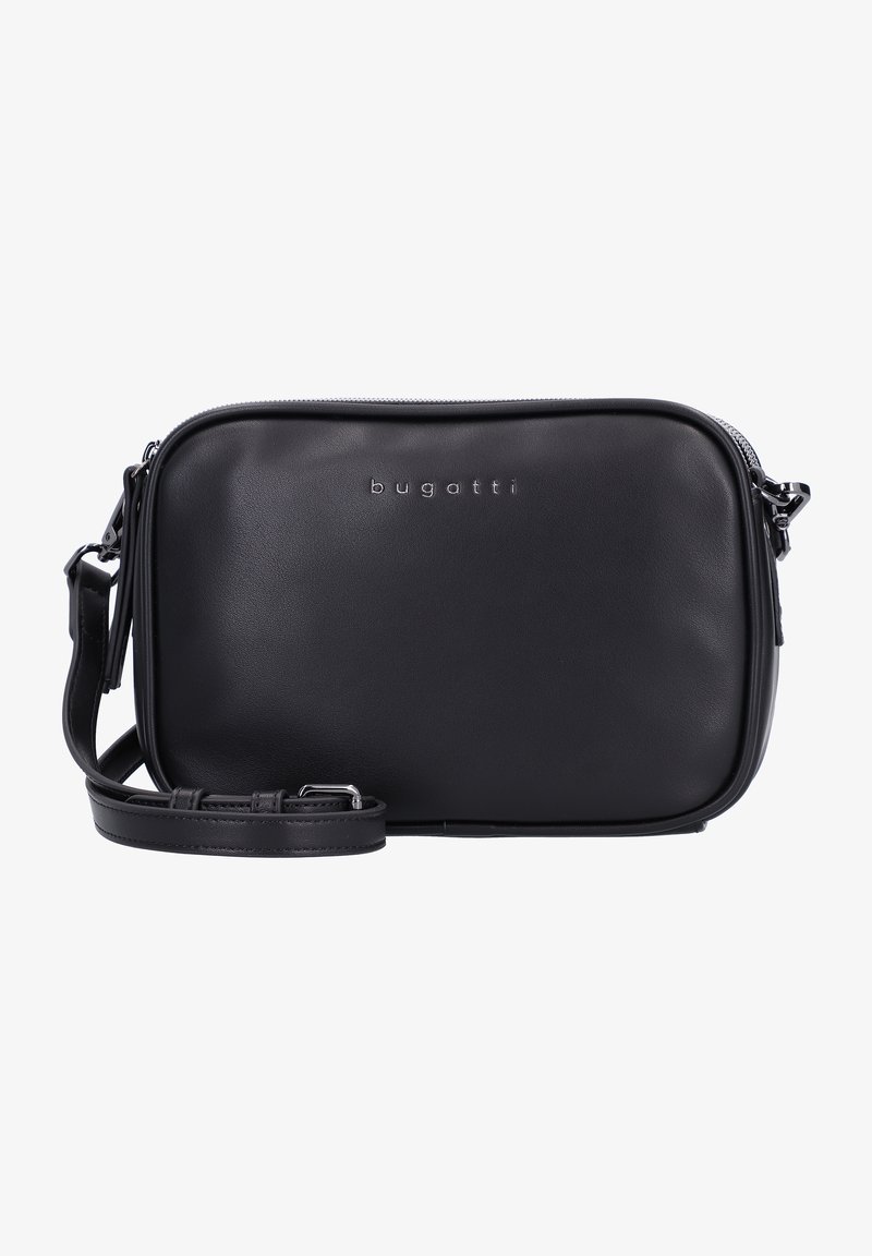 Bolsa de ombro em couro preto com textura suave, fecho com zíper, alça ajustável e logotipo em relevo na frente. Forma retangular.