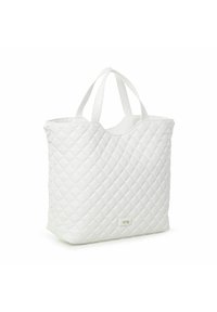 Sac fourre-tout blanc matelassé avec deux poignées. Il présente une texture lisse, un motif en losanges et un petit logo en accent à l'avant.