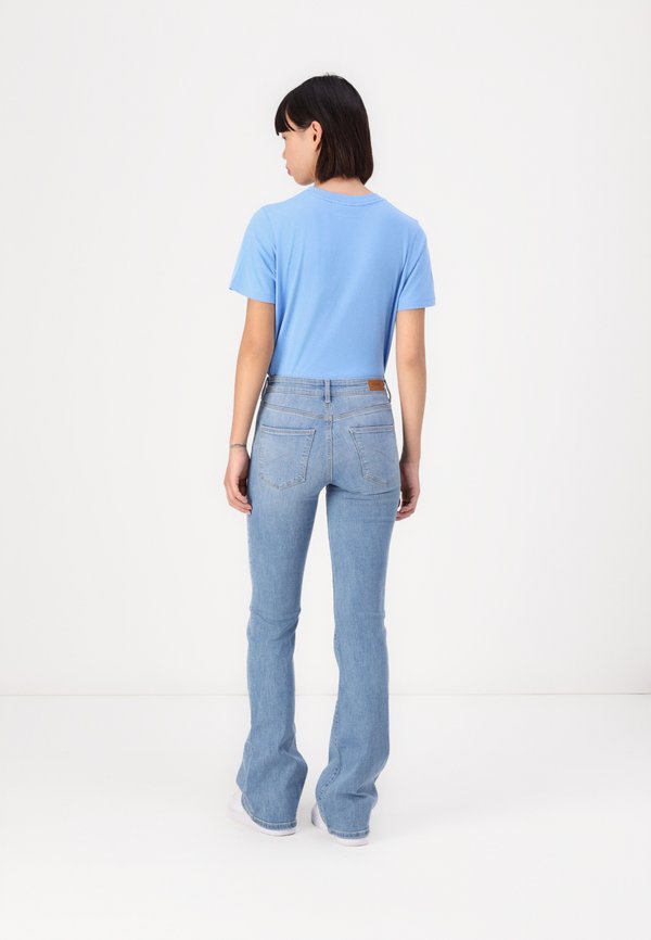 ONLANN MID FLARED - Flared Jeans2