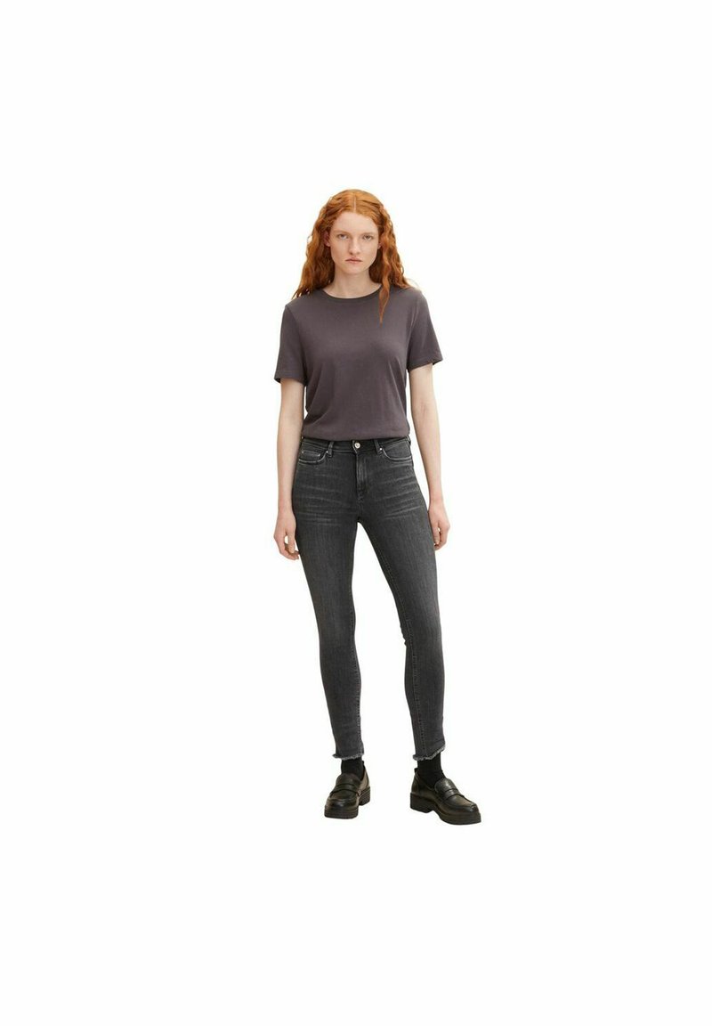 Buy TOM TAILOR Young Fashion Mom Fit jeans for Women online