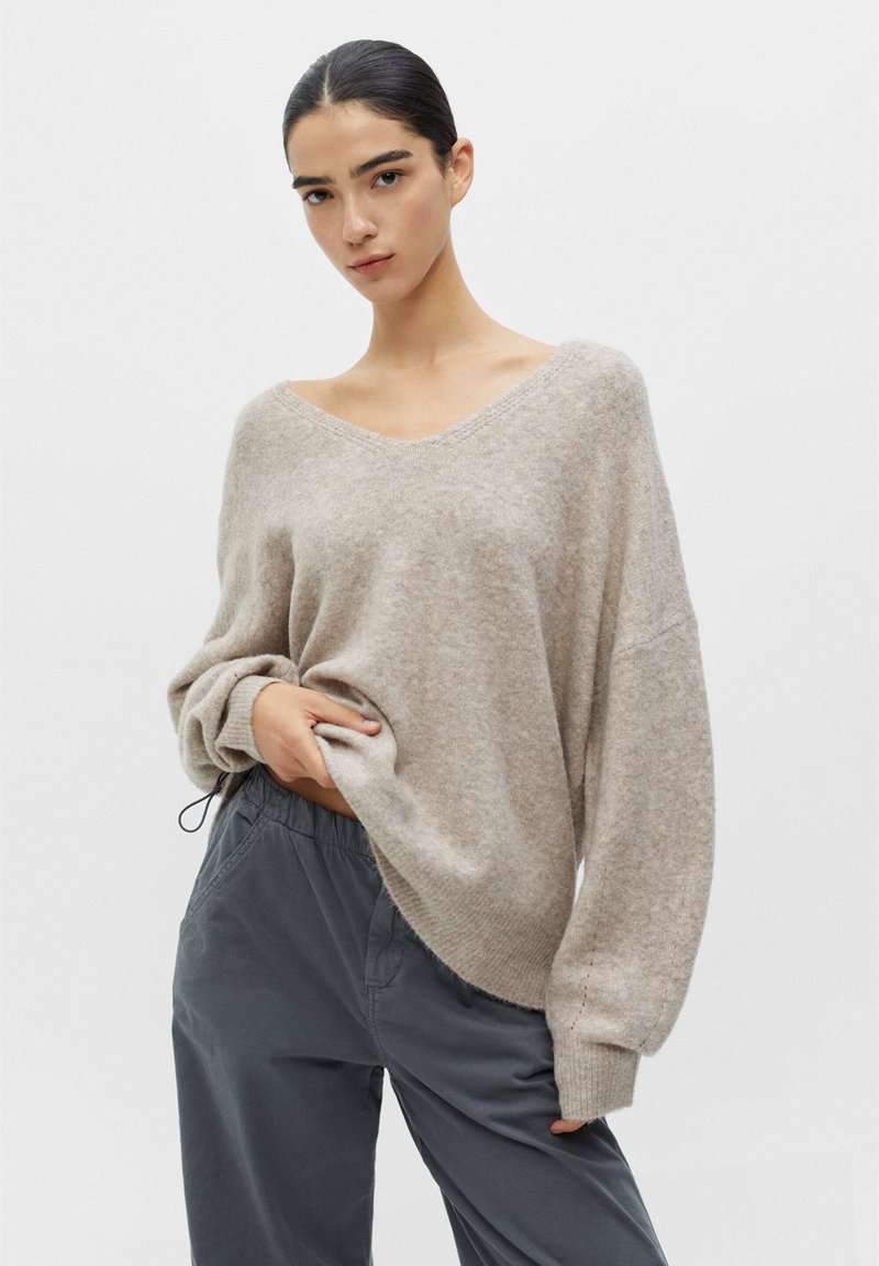 PULL&BEAR VNECK Jumper beige Zalando.de