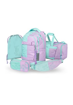 GALAXY SET 5 - School set - violett