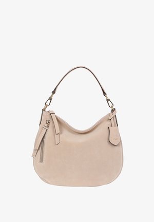 Beige Wildleder-Handtasche mit geschwungener Form, kurzem Schultergurt, Reißverschlussdetail und goldenen Hardware-Akzenten. Glatte Textur mit minimaler Naht.