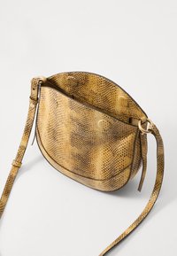 Vanessa Bruno MINI DAILY BAG - Skuldertasker - camel