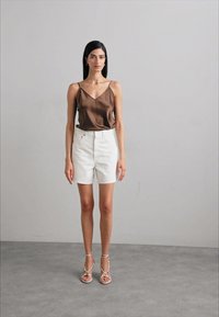 Agolde STELLA - Shorts vaqueros - fortune cookie