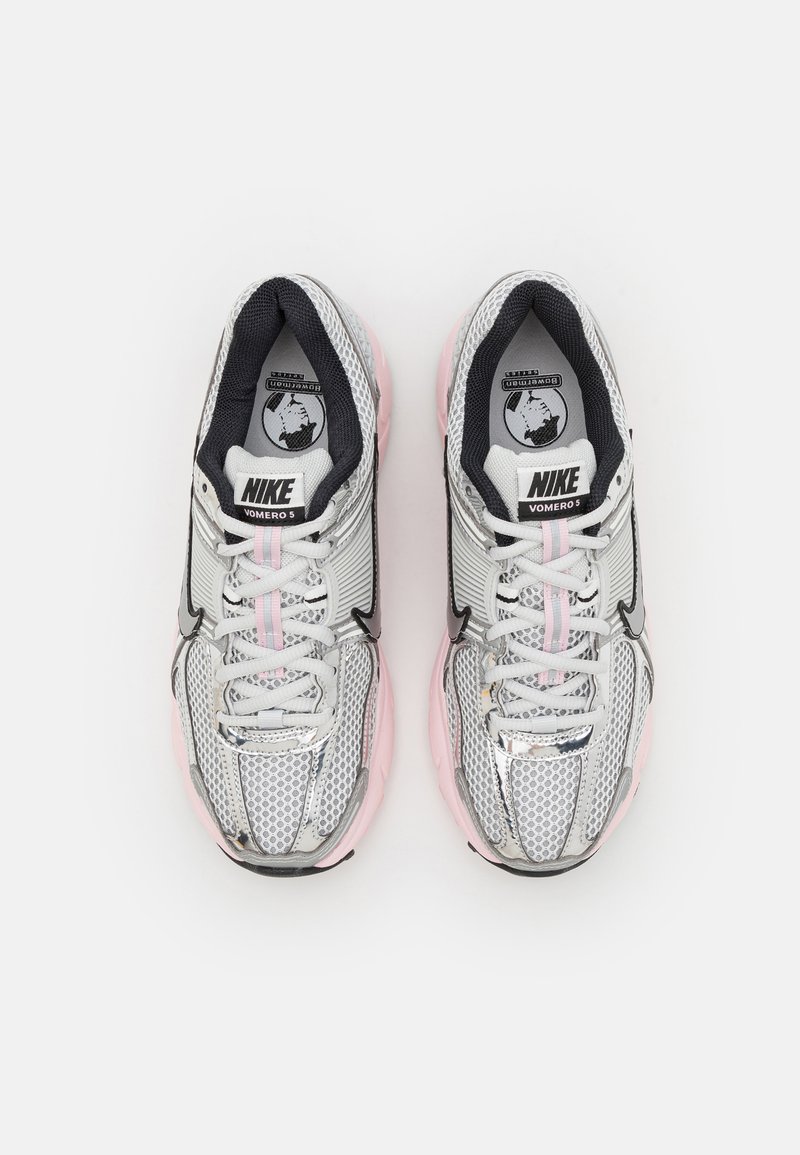 Nike Sportswear ZOOM VOMERO 5 NEWS - Sportbačiai - photon dust 