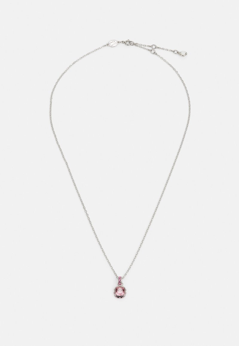 Sølv kædeto Halskæde med en pink ædelsten pendants formet som en firkant og en mindre rund pink accent ovenfor.