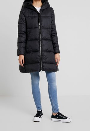 Winter coat - black