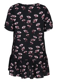 Svart kortärmad klänning med rosa och vita blommönster och volangdetalj vid fåll.