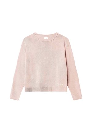 Hellrosa langärmliger Pullover mit Rundhalsausschnitt, geripptem Saum und kleinem Logo auf der unteren Vorderseite, flach auf weißem Hintergrund liegend.