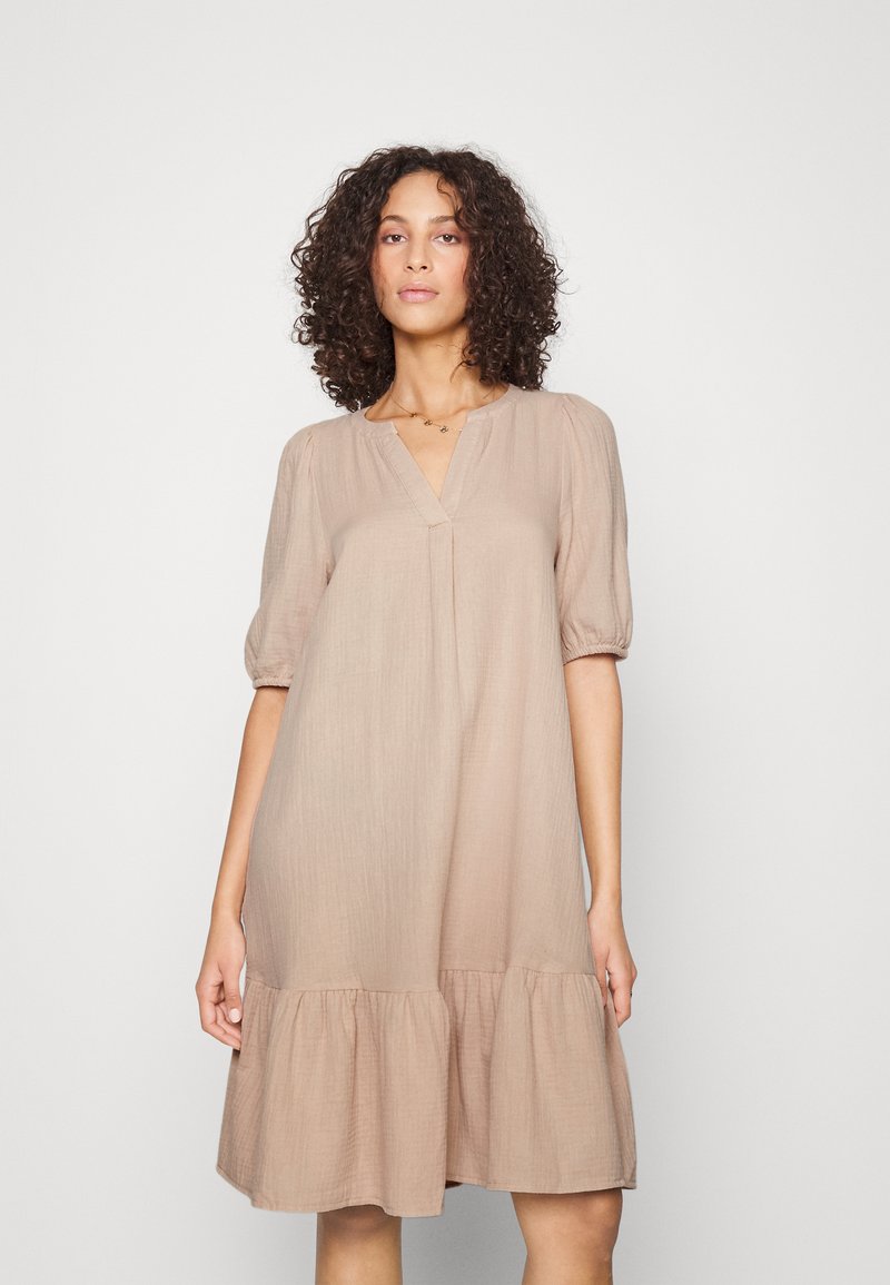 Vero Moda Tall VMNATALI DRESS Vestito estivo irish cream/beige
