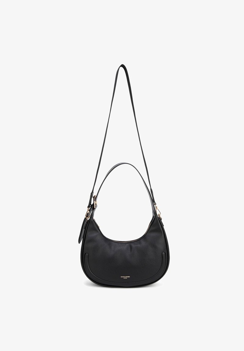 Borsa a spalla in pelle nera con forma curva, dotata di una sola tracolla e hardware color oro. Texture liscia con un discreto dettaglio del marchio.