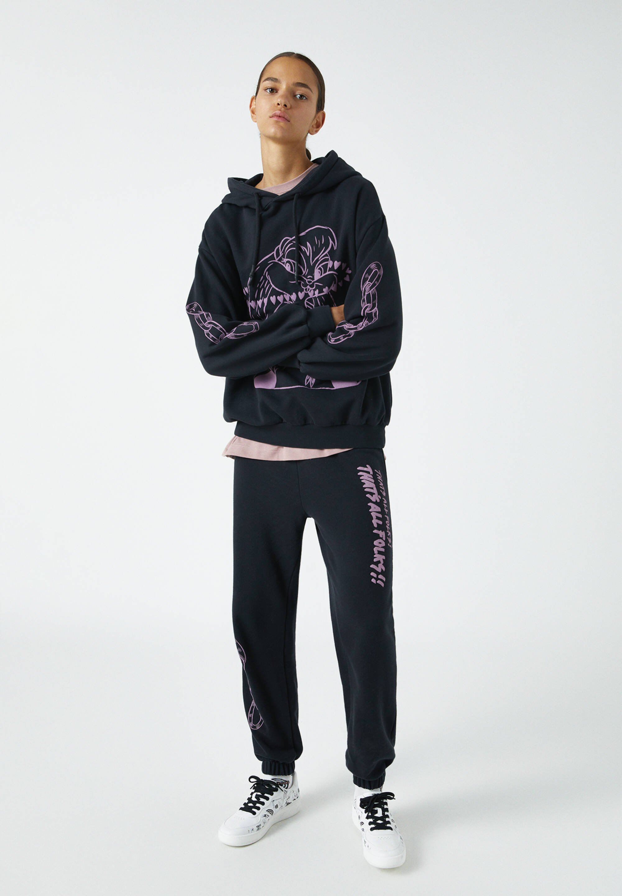 pull and bear looney tunes sweatshirt