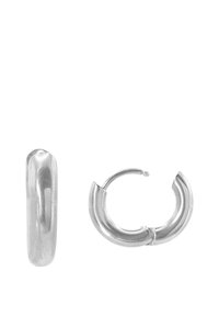 Boucles d'oreilles en argent avec une finition polie, présentant une forme de croissant et un fermoir à charnière. Texture lisse avec un design épuré.