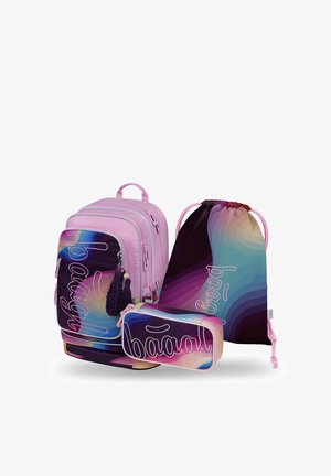 Baagl, BAAGL CUBIC LYRA SCHULRUCKSACK-SET 3TLG.: SCHULRUCKSACK, FEDERMÄPPCHEN, TURNBEUTEL - Schulranzen Set - rosa