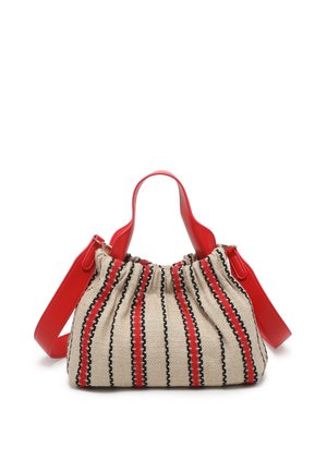 Gestreepte beige stoffen handtas met zwarte en rode verticale strepen, een geplooide bovenkant en gladde rode leren handvatten en schouderriem.