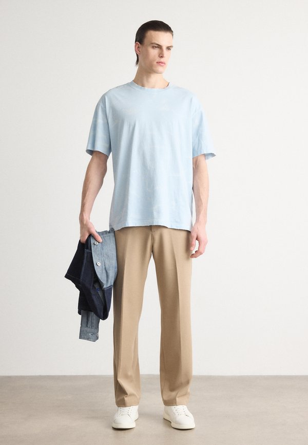 NUSTROYO - Print T-shirt2