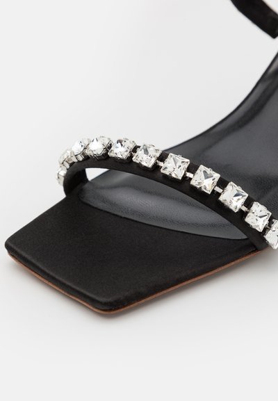 BY FAR TANYA - Μιουλ με τακούνι - black