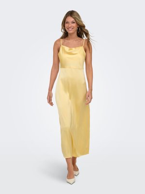 ONLY KLEID ONLHIMI LANGES KLEID - Pidulikud riided - double cream
