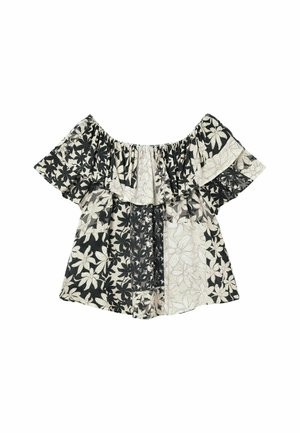 Top off-the-shoulder con un diseño de patchwork floral en blanco y negro, con cuello y mangas acampanados, que presenta diversos patrones y texturas florales.