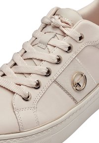 Tamaris Trainers - ivory