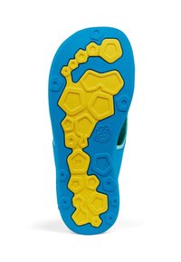 Suola in gomma blu con texture a nido d'ape e accenti gialli, con indicazione della misura 28. Forma sagomata per aderenza e comfort.