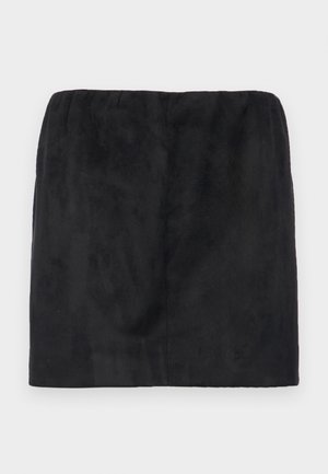 Mini-jupe en daim noir avec une taille élastique, texture lisse et design simple et épuré sans embellissements supplémentaires.