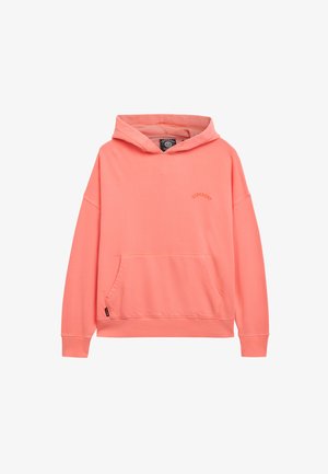 Lichte koraalkleurige hoodie met een voorzak, ribgebreide manchetten en de tekst "SUPERDRY" geborduurd in een contrasterende kleur. Zachte stoftextuur.