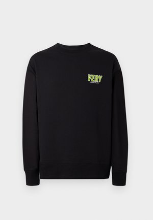 Fekete, hosszú ujjas, kerek nyakú pulóver, bal mellrészen kicsi zöld és fehér "VERY CALVIN KLEIN" felirattal.