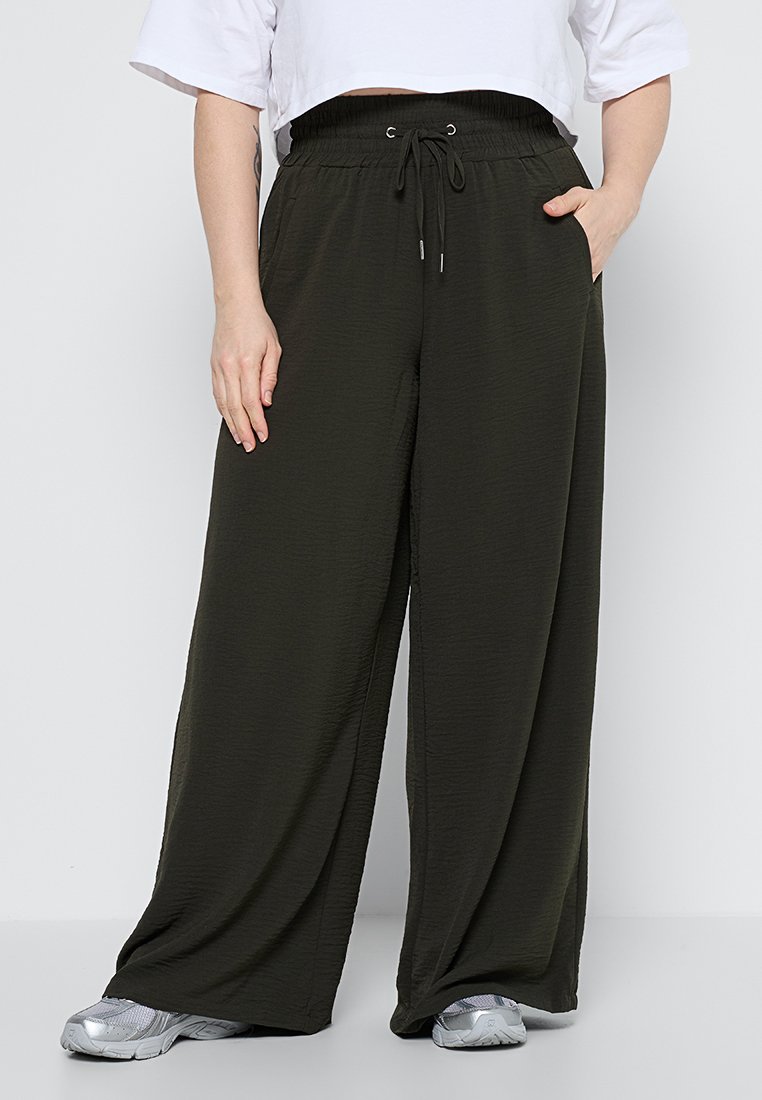 ONLY Carmakoma Broek antraciet