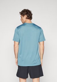 Thumbnail Image 3