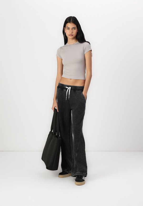 Soft Stretch Seamless Fabric Longline Baby Tee - Basic T-shirt - ash3