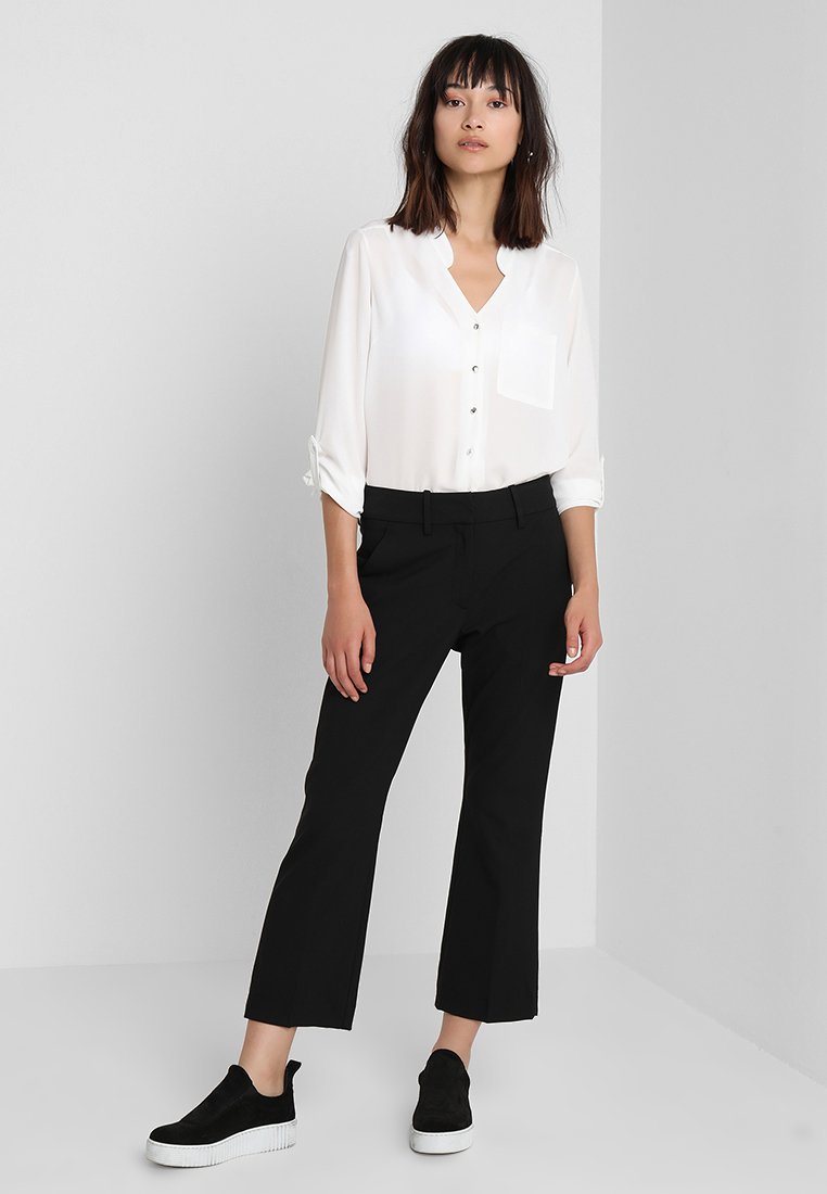 Fiveunits CLARA CROP Bukse black glowsvart Zalando.no Fiveunits CLARA CROP Bukse white Zalando.no