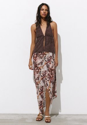 PULL&BEAR, SEQUINNED HALTER - TOP - Blouse - brown