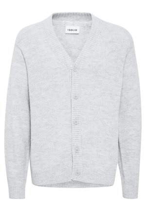 Světle šedý cardigan vyrobený z jemného pleteného materiálu. Má výstřih do V, dlouhé rukávy, zapínání na knoflíky vepředu a žebrované manžety a lem.