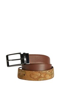 Cintura in pelle marrone con superficie texturizzata, lato inferiore beige con motivo e fibbia in metallo argento con logo inciso.
