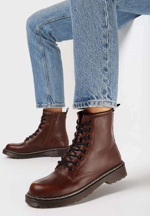 Bottines à lacets - marrons choco