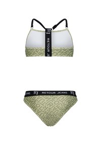 Set di bikini verde con top sportivo dotato di spalline nere e fascia con logo, e slip coordinato con un motivo testuale ripetuto in una tonalità delicata.