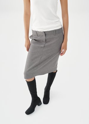 LIVIA - Čižmy - black