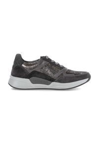 Baskets en suède noir et texture métallique avec des accents gris, bout rond et design à lacets, dotées d'une semelle grise rembourrée.