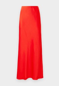 Rød satin maxi-skirt med en glat tekstur, høy midje og A-formet design, med gulvlengde og ingen synlige lukking.