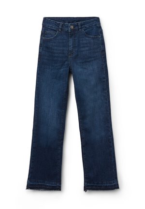 Jeans en denim bleu foncé avec une jambe droite, ourlet brut, cinq poches et une fermeture à bouton en métal à la taille. Texture lisse et design décontracté.