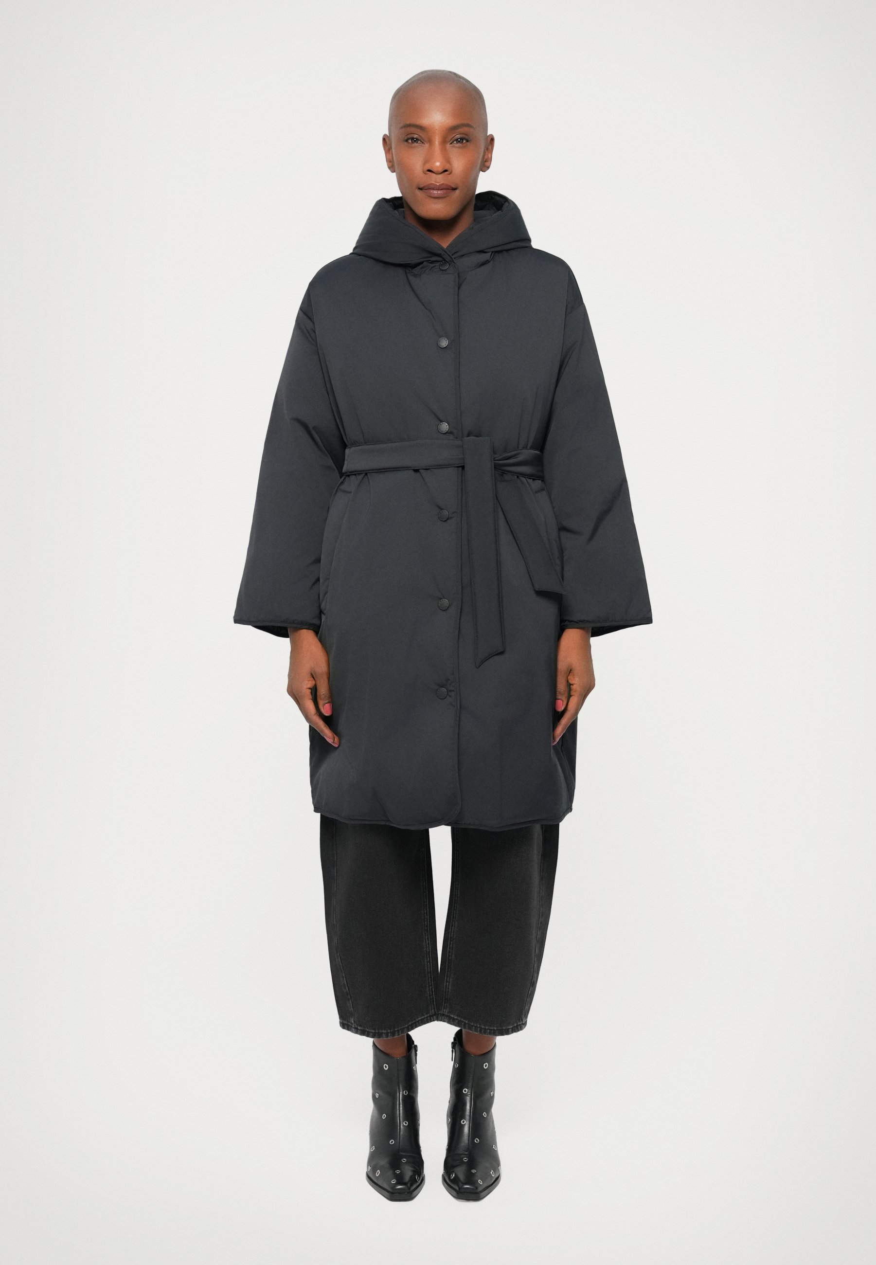 Padded Coats Max Mara Weekend Puffer Jacket Mara Novak Quilted Coat Max Mara Weekend Puffer Coats Long Quilted Down  Jacket In Water-repellent